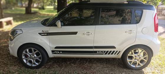 KIA SOUL 1.6 U.173 16V FLEX 4P AUTOMÁTICO KIA SOUL 1.6 U.173 16V FLEX 4P AUTOMÁTICO